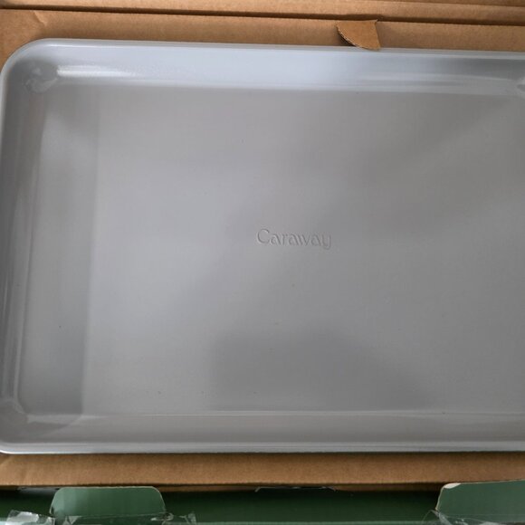 NEW Caraway 15 x 10" Baking Sheet in Sage Green. - Picture 3 of 5